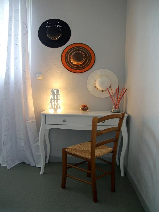 Bed and Breakfast Le Grand Val Lavastrie Exterior foto
