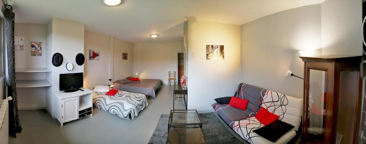 Bed and Breakfast Le Grand Val Lavastrie Exterior foto