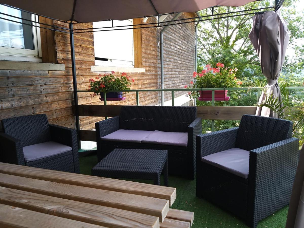 Bed and Breakfast Le Grand Val Lavastrie Exterior foto